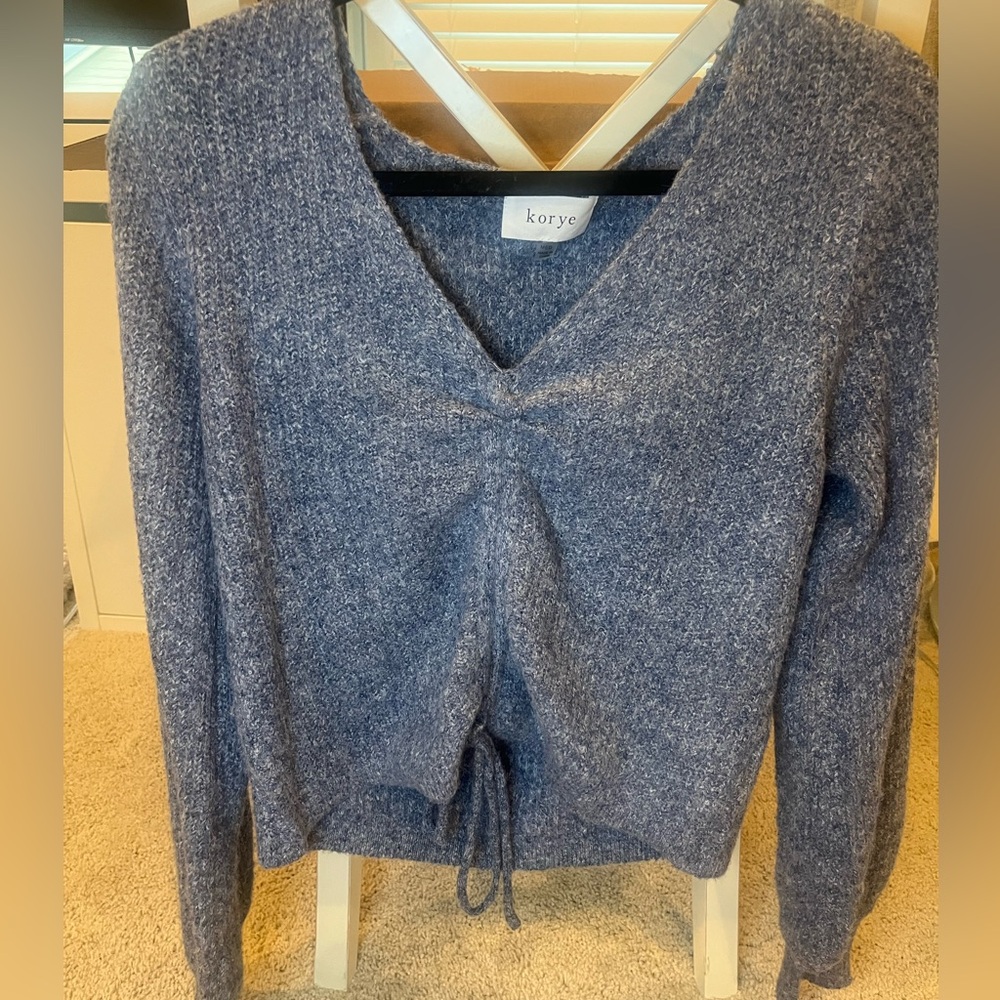 Women's Blue Sweater